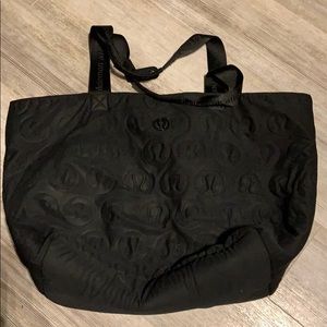 Large reversible Lululemon bag
